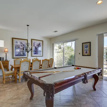La Quinta Home On Golf Course With Pool And Hot Tub